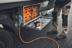 CB 1, boîtier de charge