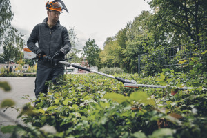 KMA 135 R, zonder accu en lader