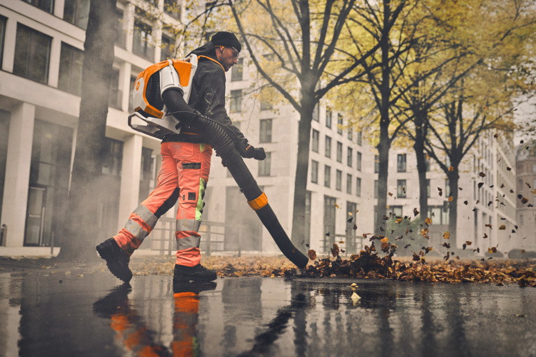 BRA 600 B, sans batterie ni chargeur