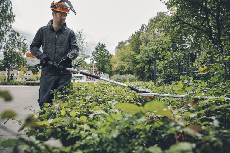 KMA 135 R, zonder accu en lader