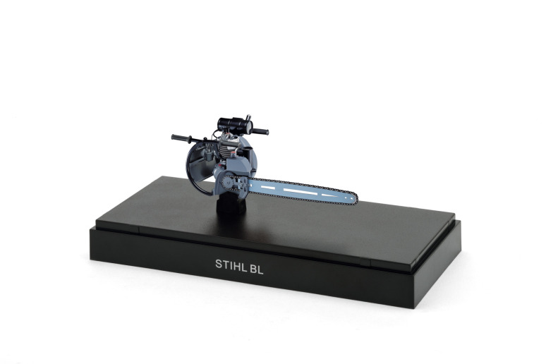 Schaalmodel historische kettingzaag, type BL